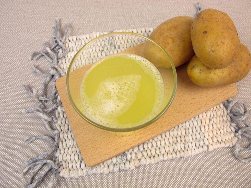 При каких заболеваниях полезен картофельный сок?
